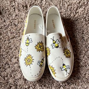 Hand painted fake white Vans